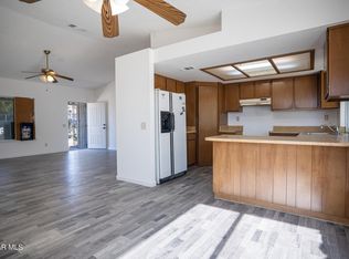 38950 163rd St E, Lake Los Angeles, CA 93591