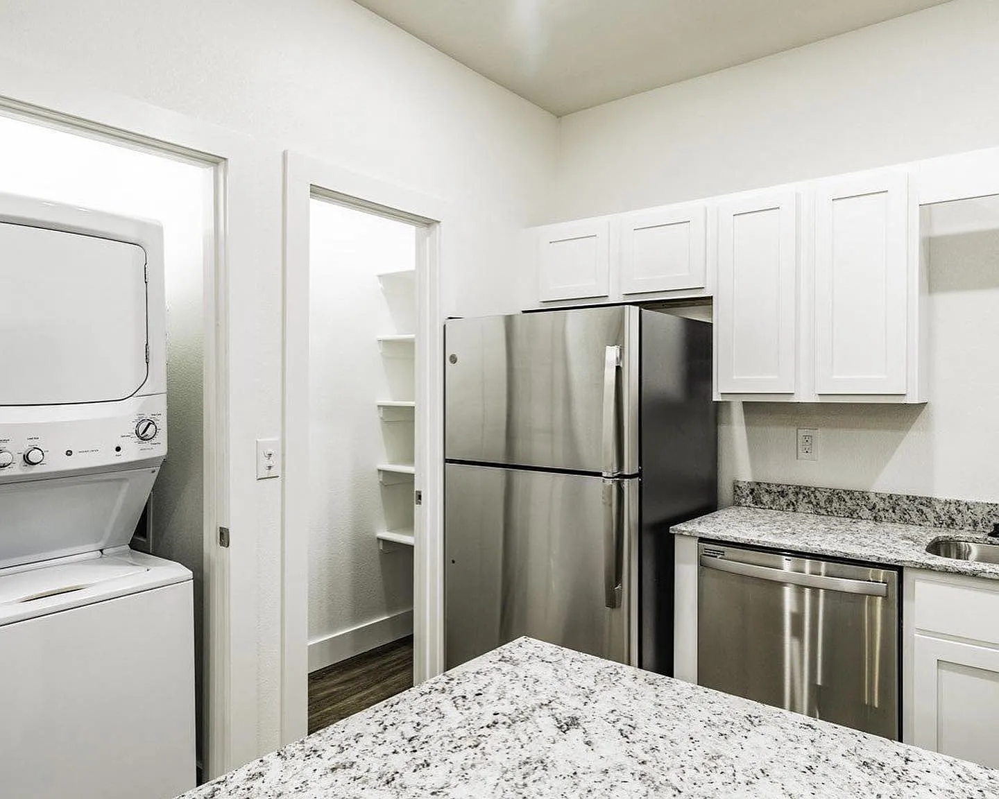 The Aviator Apartments — Photo 4