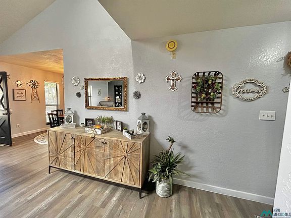 4th image of 4007 N Mescalero St