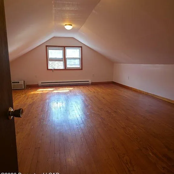 134 Nicholson St #3 — Photo 8