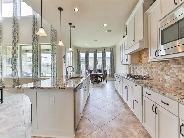 27502 Windcrest Key Ln, Fulshear, TX 77441