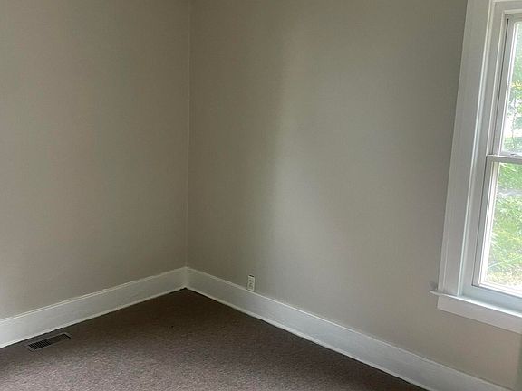 4th image of 6469 Westpoint St