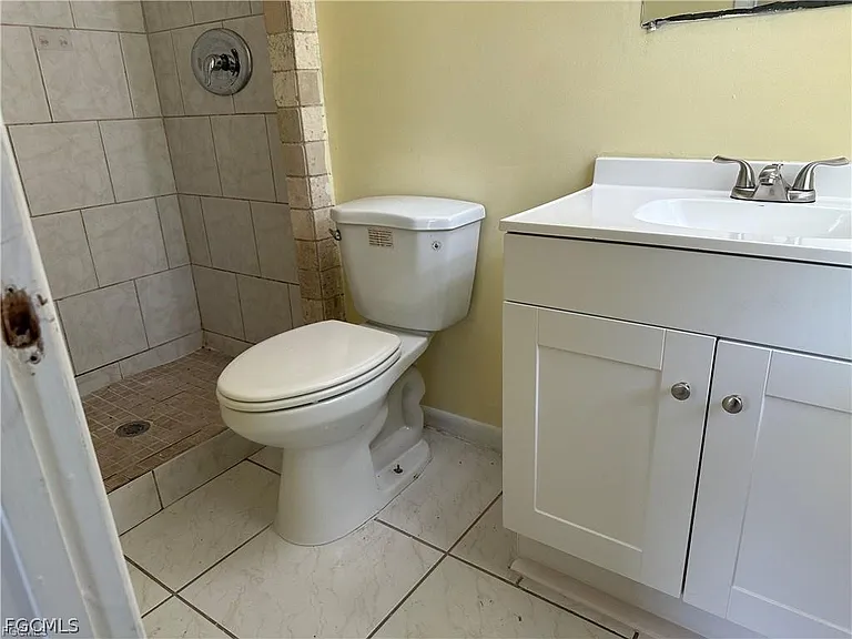 8 Roanoke Dr — Photo 11