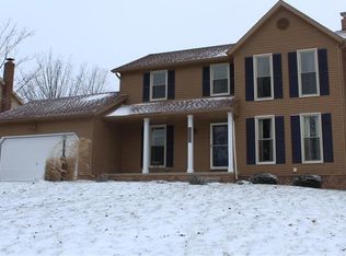 2847 Saybrooke Blvd, Stow, OH