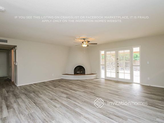 4th image of 2343 E Loma Vista Dr
