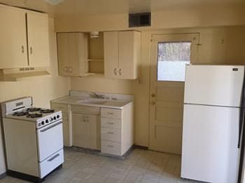 4th image of 2135 N Treat Ave APT 10
