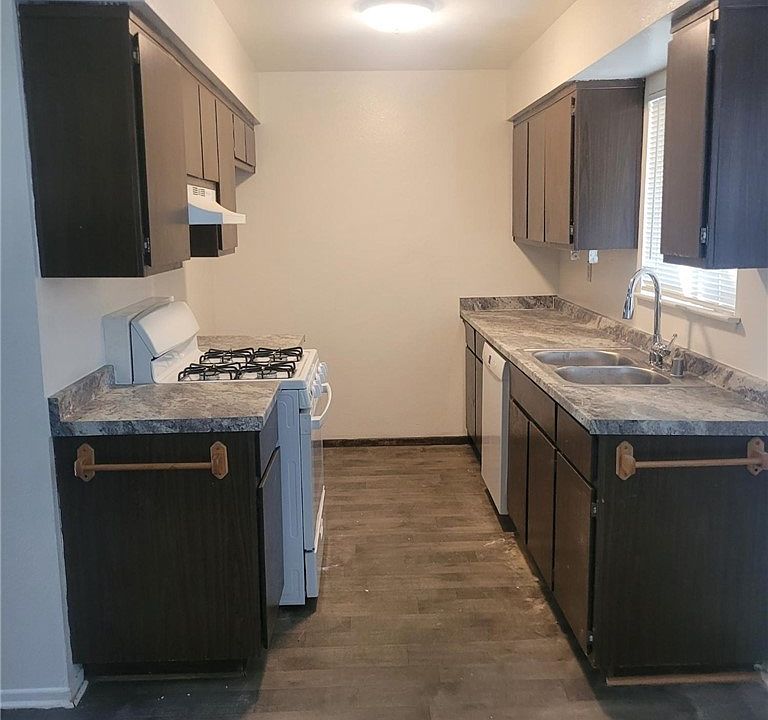 1st image of 14299 La Paz Dr APT 19