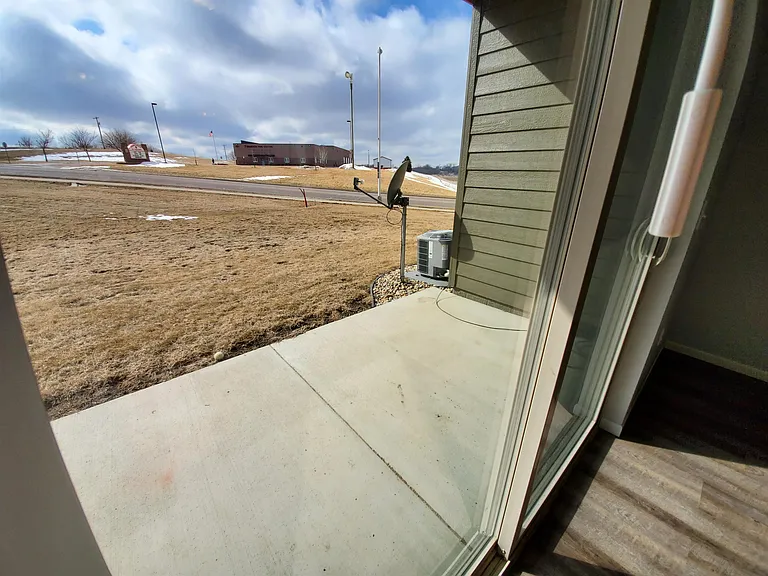 408 N Sioux Blvd #7 — Photo 7