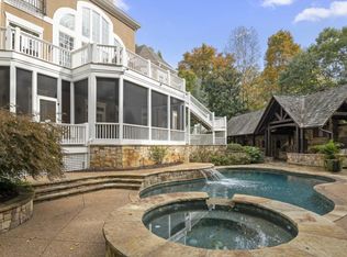 574 Gramercy Dr NE, Marietta, GA 30068