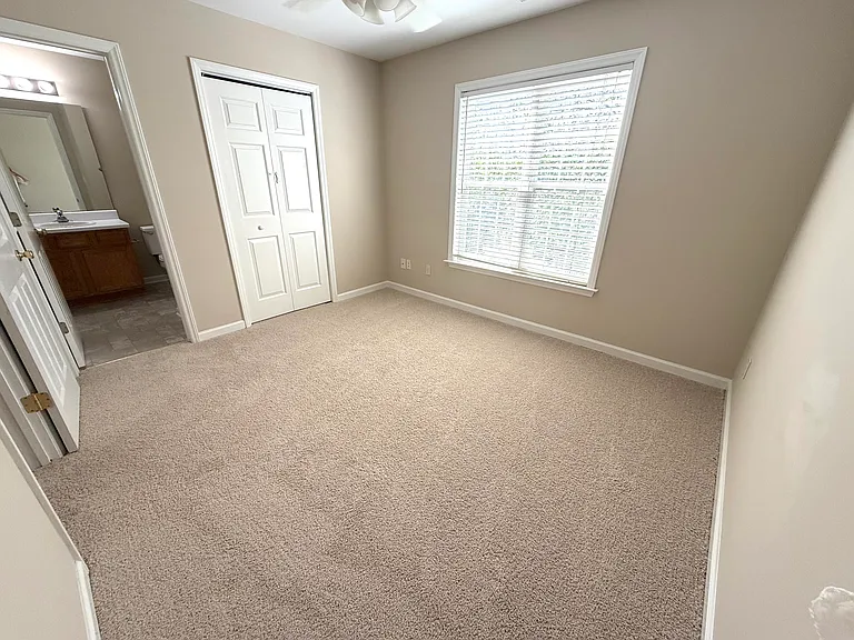 2509 Kentford Ct — Photo 22