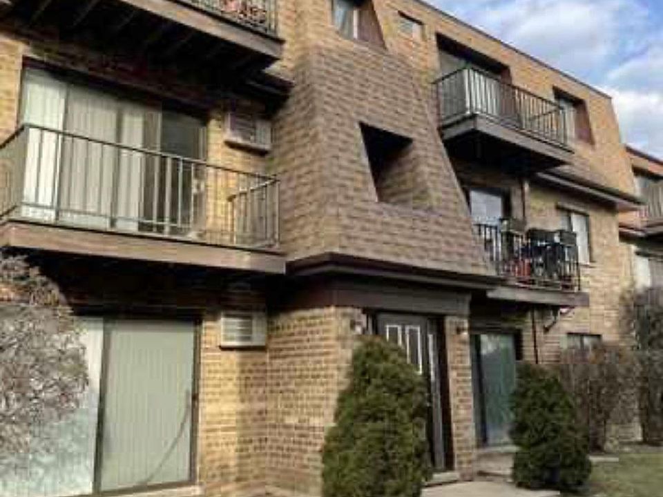 1st image of 3631 Salem Walk APT B-2