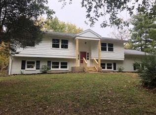 1001 Saint John Rd, Elizabethtown, KY 42701