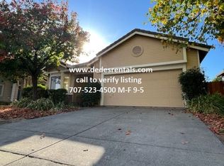 8517 Shadetree Dr, Windsor, CA