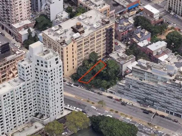 57 Flatbush Avenue Extension, Brooklyn, NY 11201