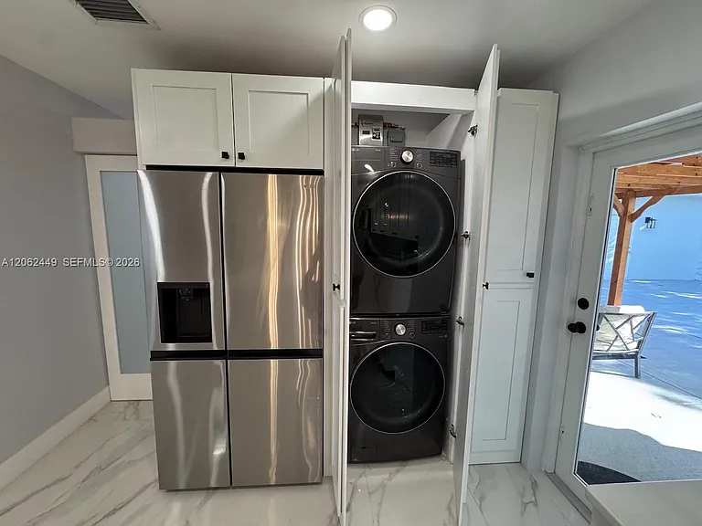 5430 SW 99th Ave — Photo 9
