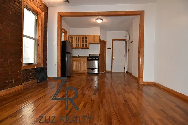 Rented by Zuz Realty | media 1