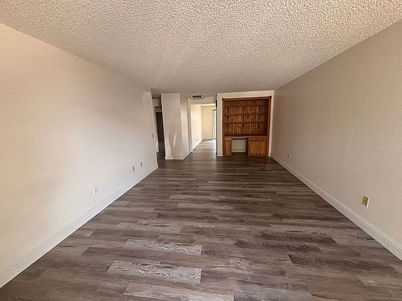 4th image of 406 E Adams St #Ada0406-b