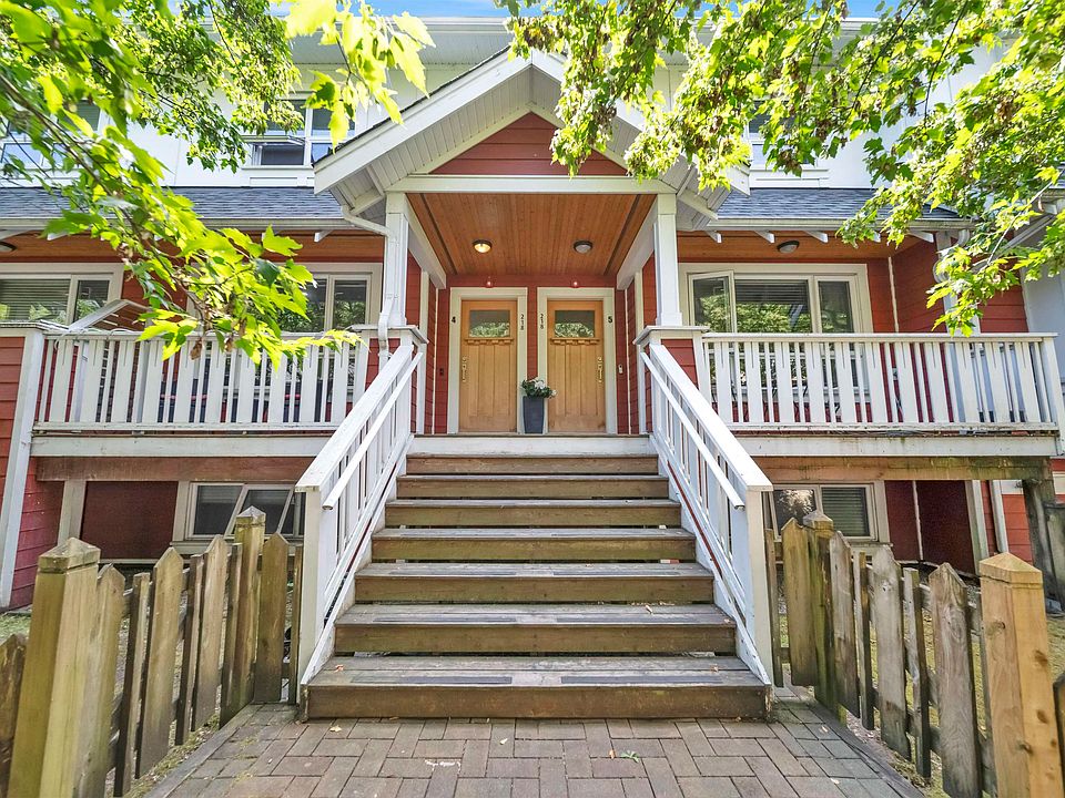1st image of 218 Camata St #4