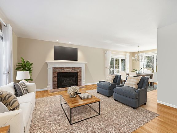 3rd image of 29 Appaloosa Way