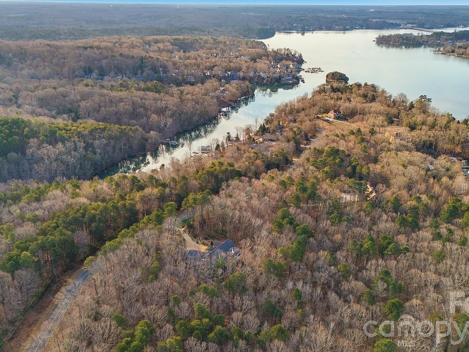 1st image of 8930 Island Point Rd