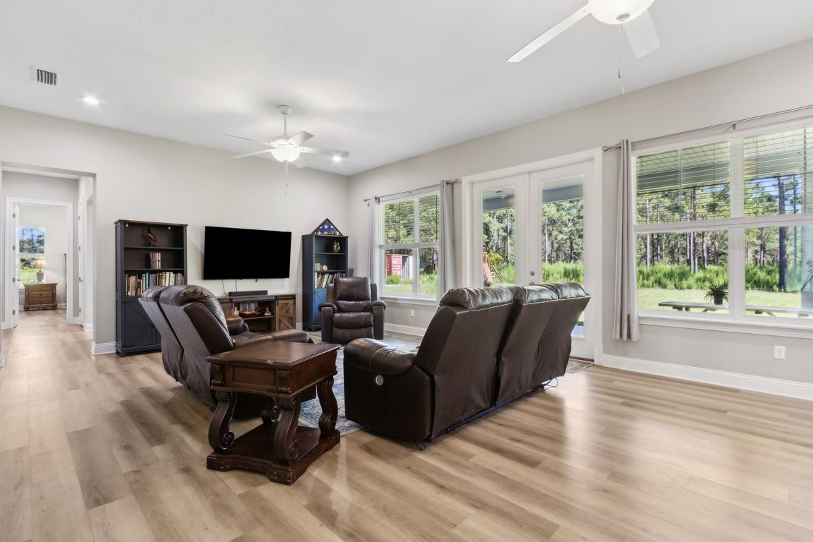 next background image