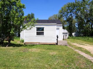 820 Brooke Rd, Rockford, IL 61109