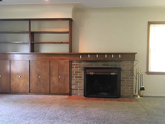 4th image of 1852 Woodlawn Ave SE