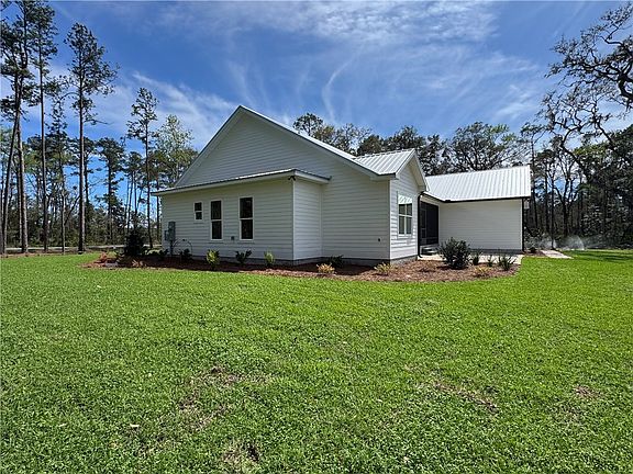 3rd image of 194 Piney Bluff Rd