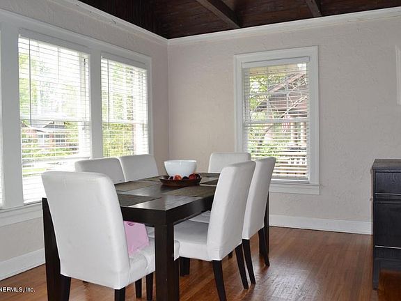 Dining Room 1