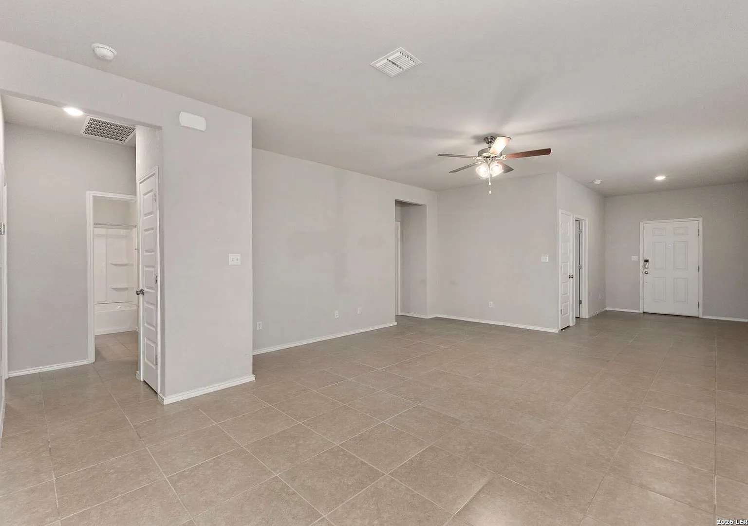 10019 Rancho Real — Photo 3