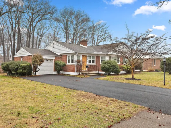 1803 Bybrook Rd, Wilmington, DE 19803