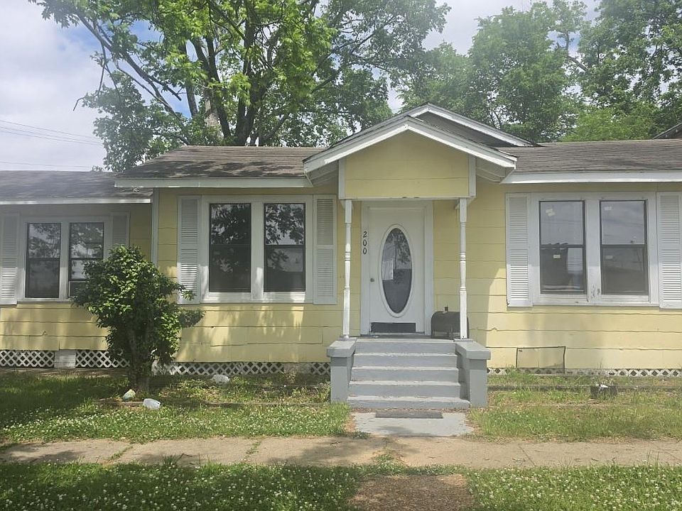 1st image of 200 Martin Way