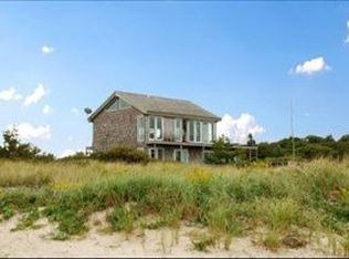 31 Sammys Beach Rd, East Hampton, NY 11937