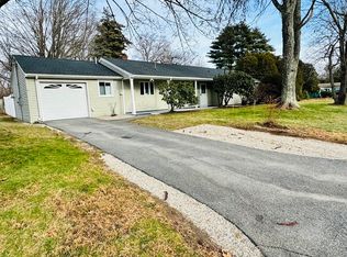 10 Robert Rd, Framingham, MA 01702