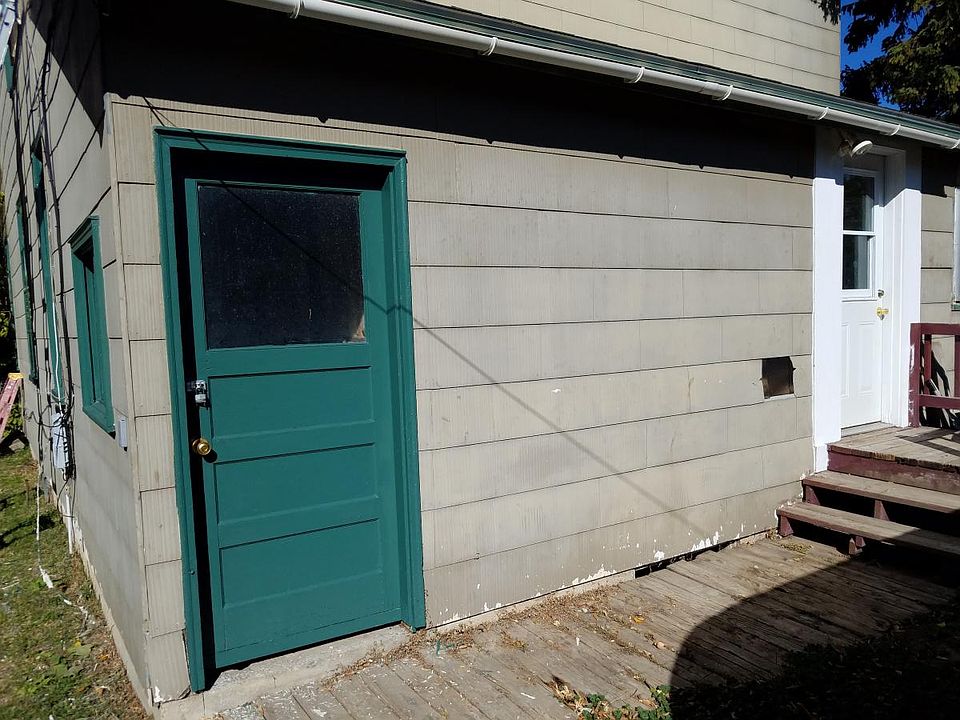 2nd image of 415 W Watson St