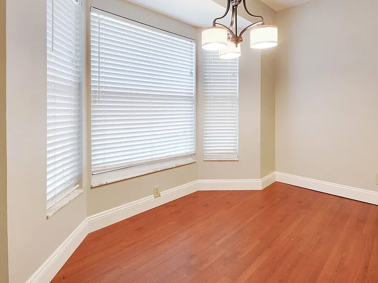 13515 Northumberland Cir — Photo 6