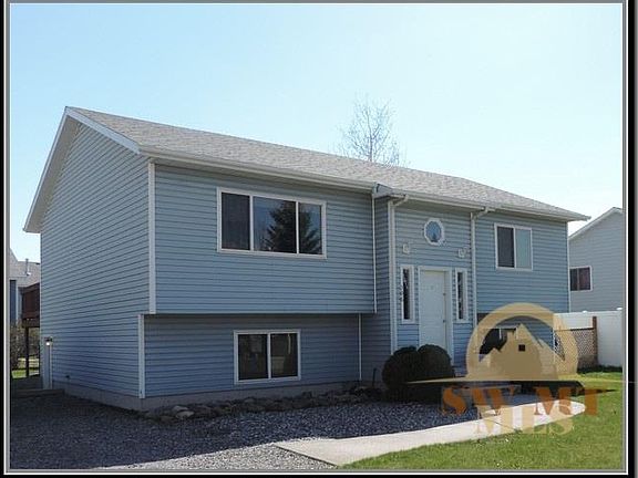 2nd image of 306 Al Dr