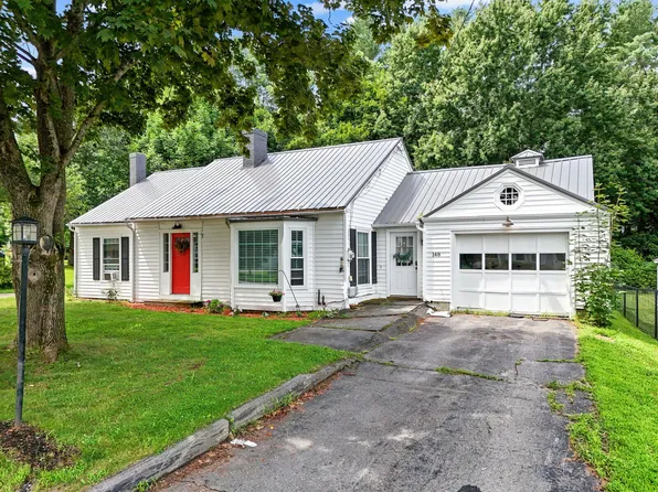 148 1st Rangeway, Waterville, ME 04901