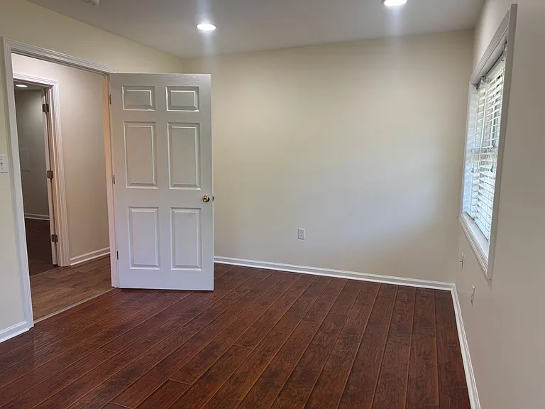 950 Perrytown Rd — Photo 21