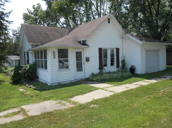 404 W Wood St, Albany, MO 64402