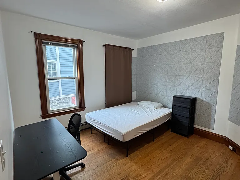 35 Fiske St #1 — Photo 8