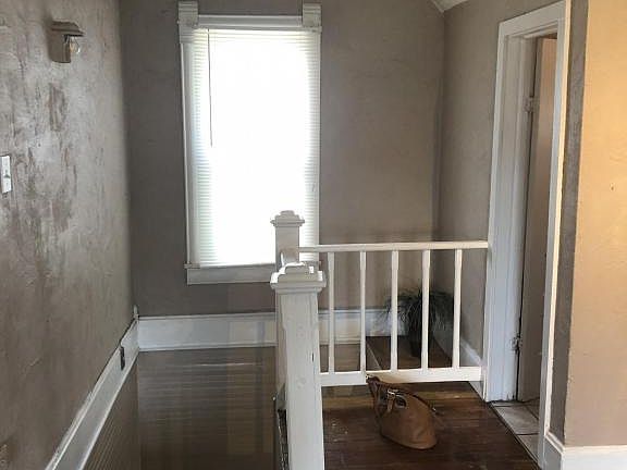 3rd image of 308 E 15th St APT A
