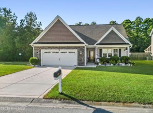 860 Heart Wood Loop Rd NE, Leland, NC 28451