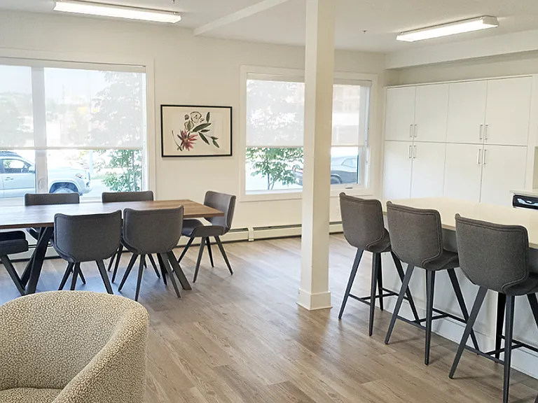 400 Nolan Hill Blvd NW — Photo 28