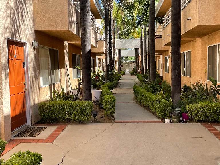 9575 Laurel Canyon Blvd #9 — Photo 2