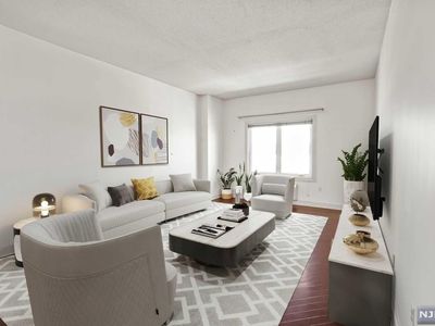 5506 City Pl, Edgewater, NJ, 07020