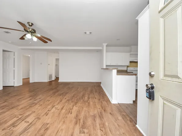 6526 Carver Rd #A, Houston, TX 77091