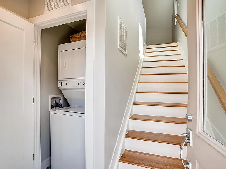 3426 N Josephine St — Photo 13