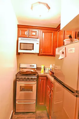 Rented by JK Dansar Corp | media 8