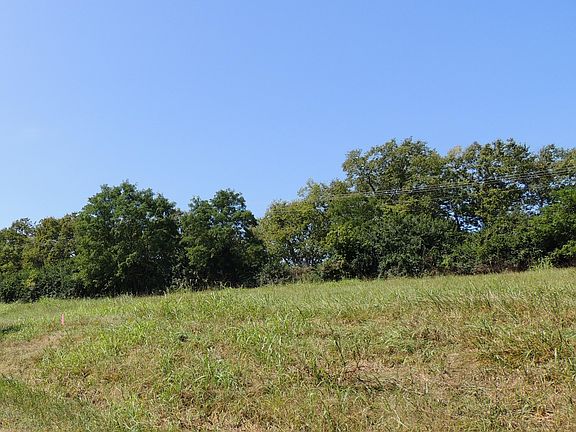 4th image of 1 S Scruggs Ln